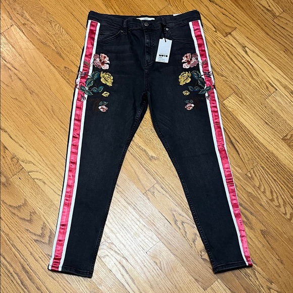 *NWT* Topshop Moto Jamie High Waist Ankle Grazer Black/Red Floral Women's W/32 - Picture 1 of 16